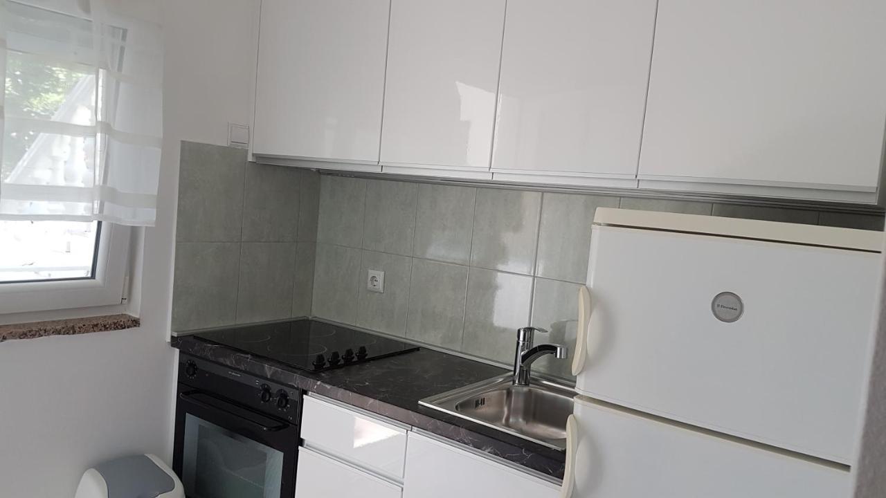 Apartments B&B Povljana Extérieur photo
