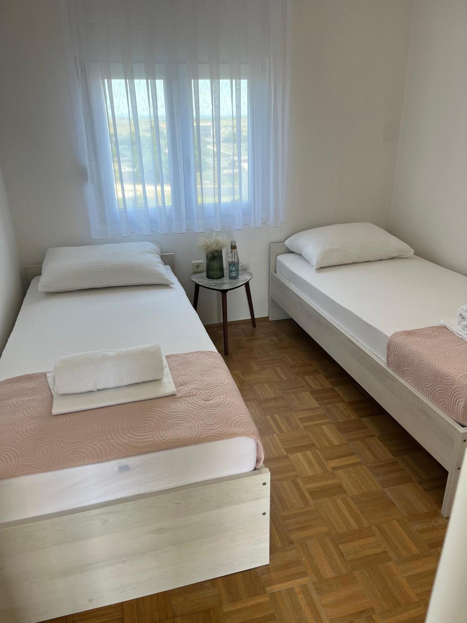 Apartments B&B Povljana Extérieur photo