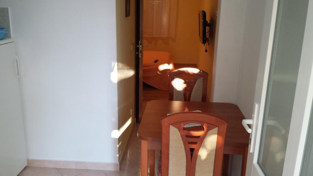 Apartments B&B Povljana Extérieur photo